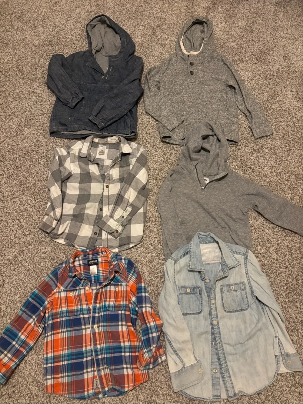 Boys Back to School! All size 5! A huge bundle of name brands Gap; J Crew….
